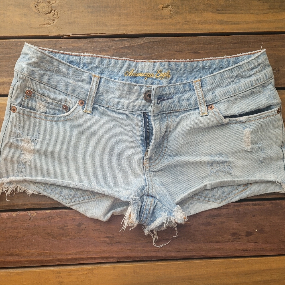 American Eagle Light Wash Jean Shorts